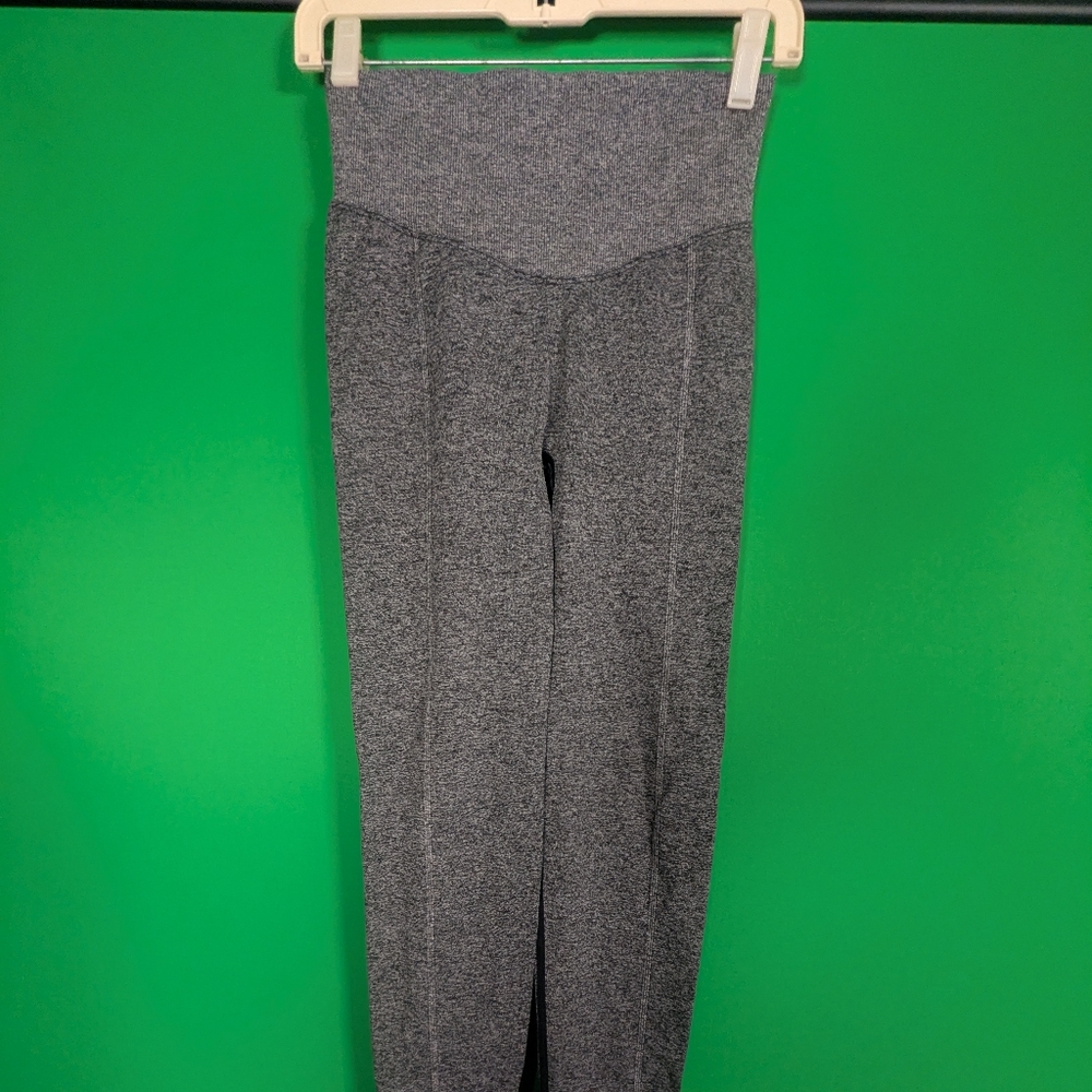 Victoria Secret Pink Athletic Leggings